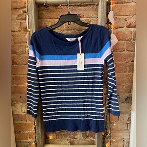 🆕! Vineyard Vines Navy and Blue Striped Top